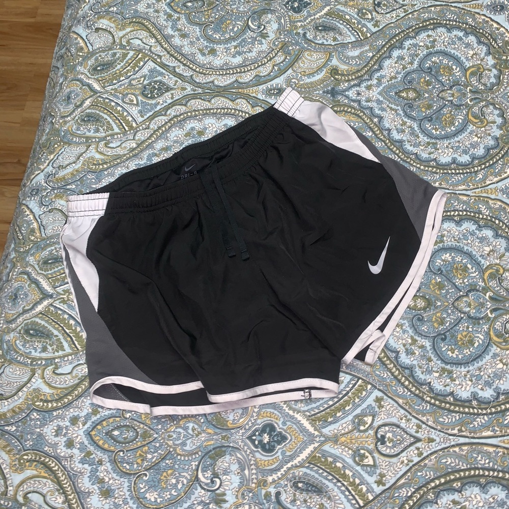 🖤🤍 Black/White/Grey Dri-Fit Nike Shorts